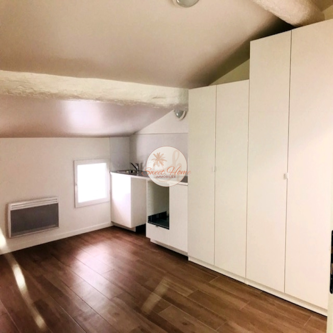 Offres de location Studio Toulon (83000)